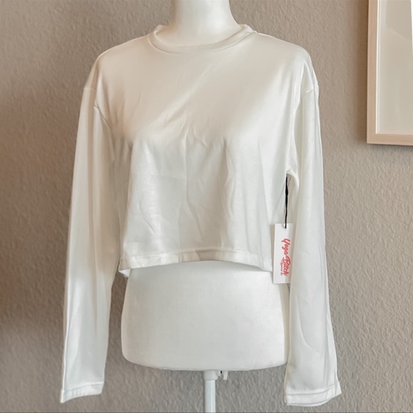 Yoga Bitch Elevate Crop Pullover Sweatshirt w/logo detail NWT - Picture 6 of 7